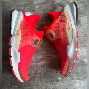 Nike Mesh Running Sneaker